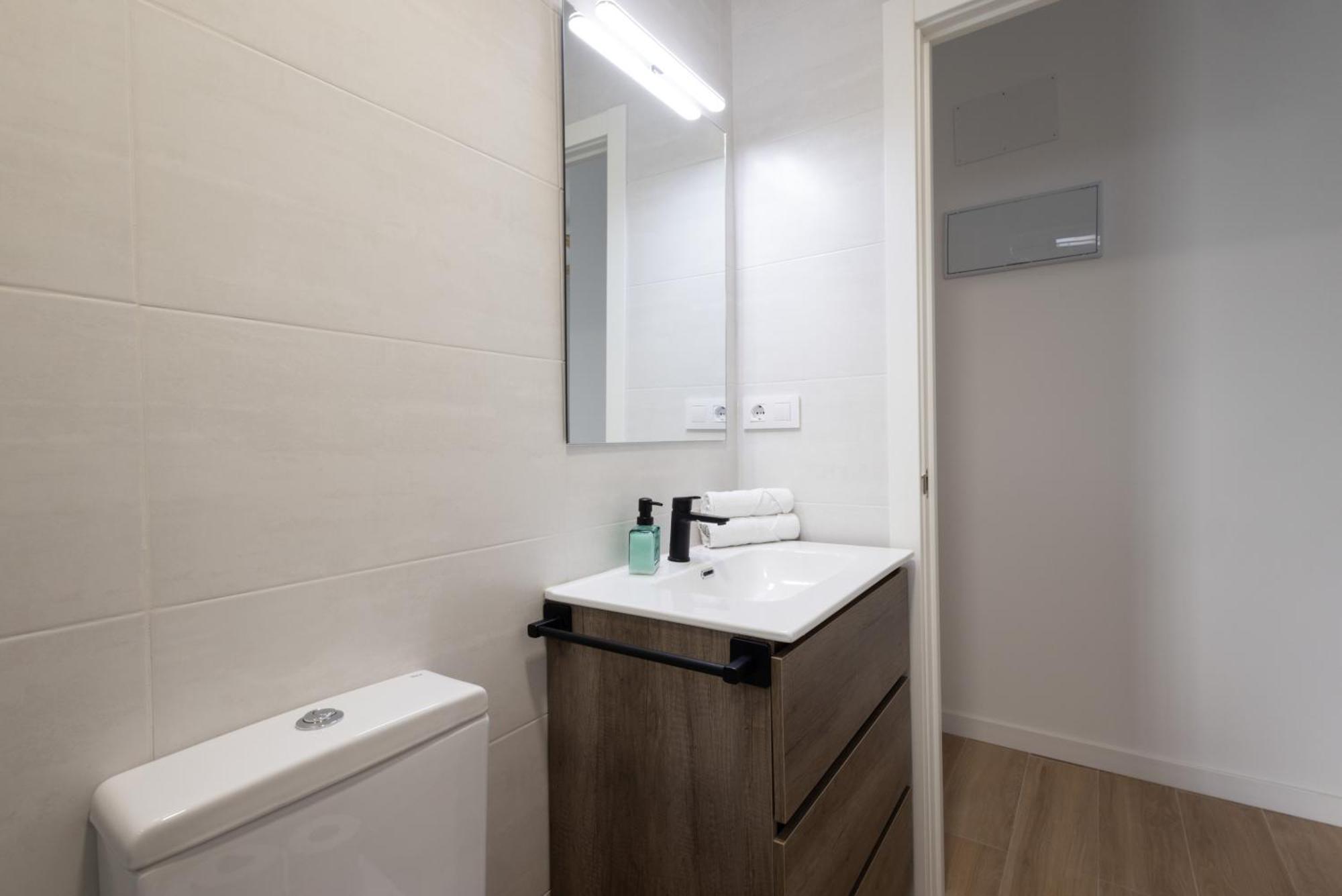 Florit Flats - The Cruz Cubierta With Terrace Apartment Valencia